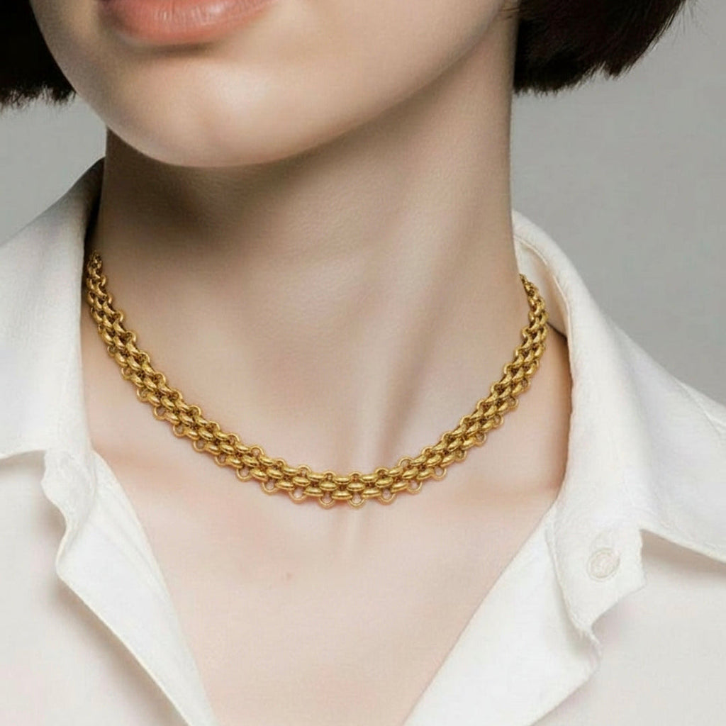 Externa Necklace