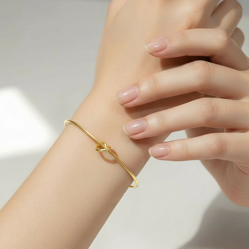 Externa Knot Bangle