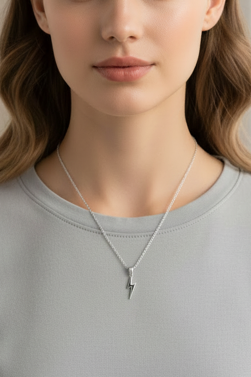 Silver Flash Pendant (£30)