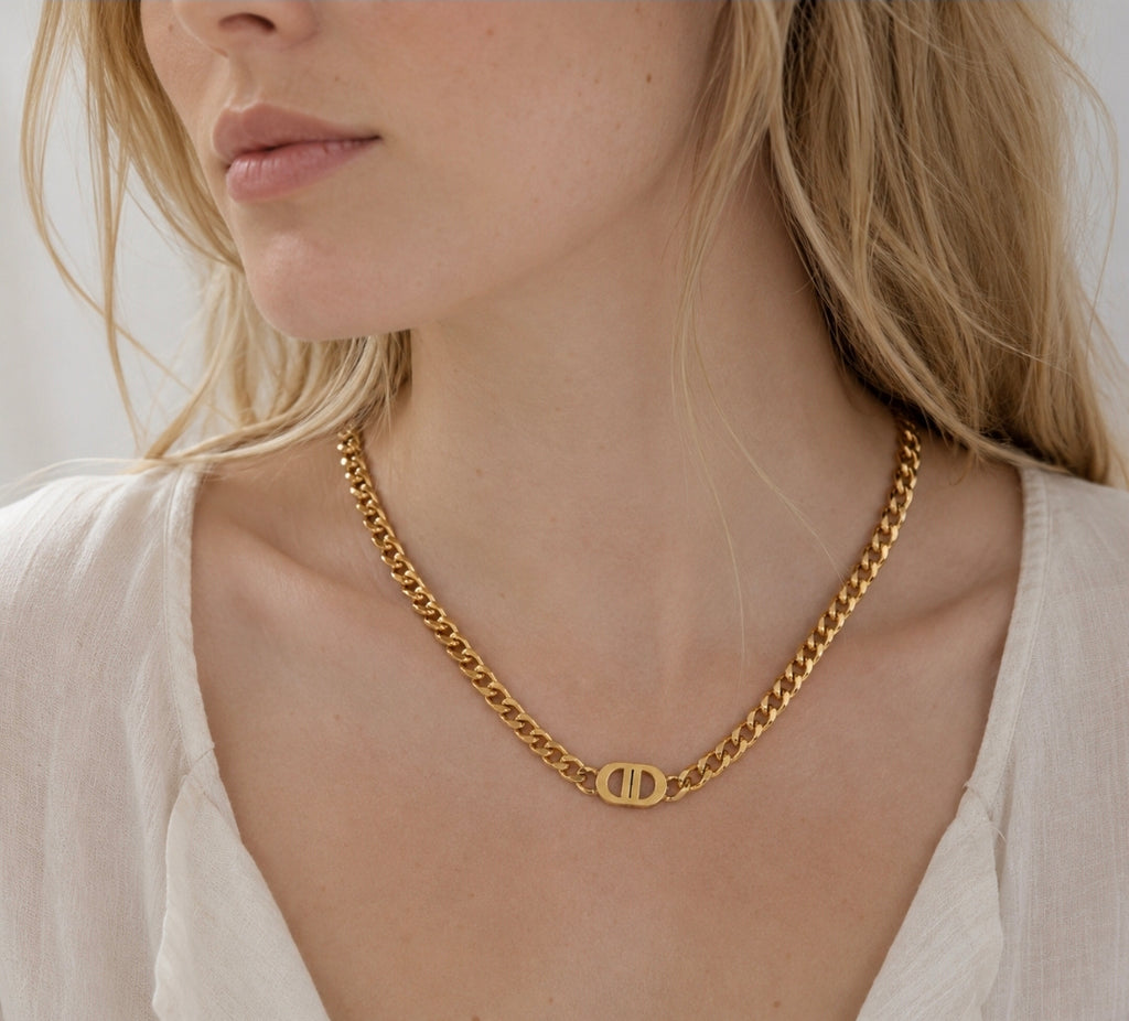 Muse Necklace