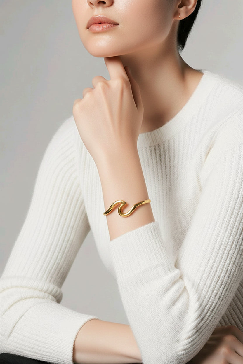 Sting Bangle
